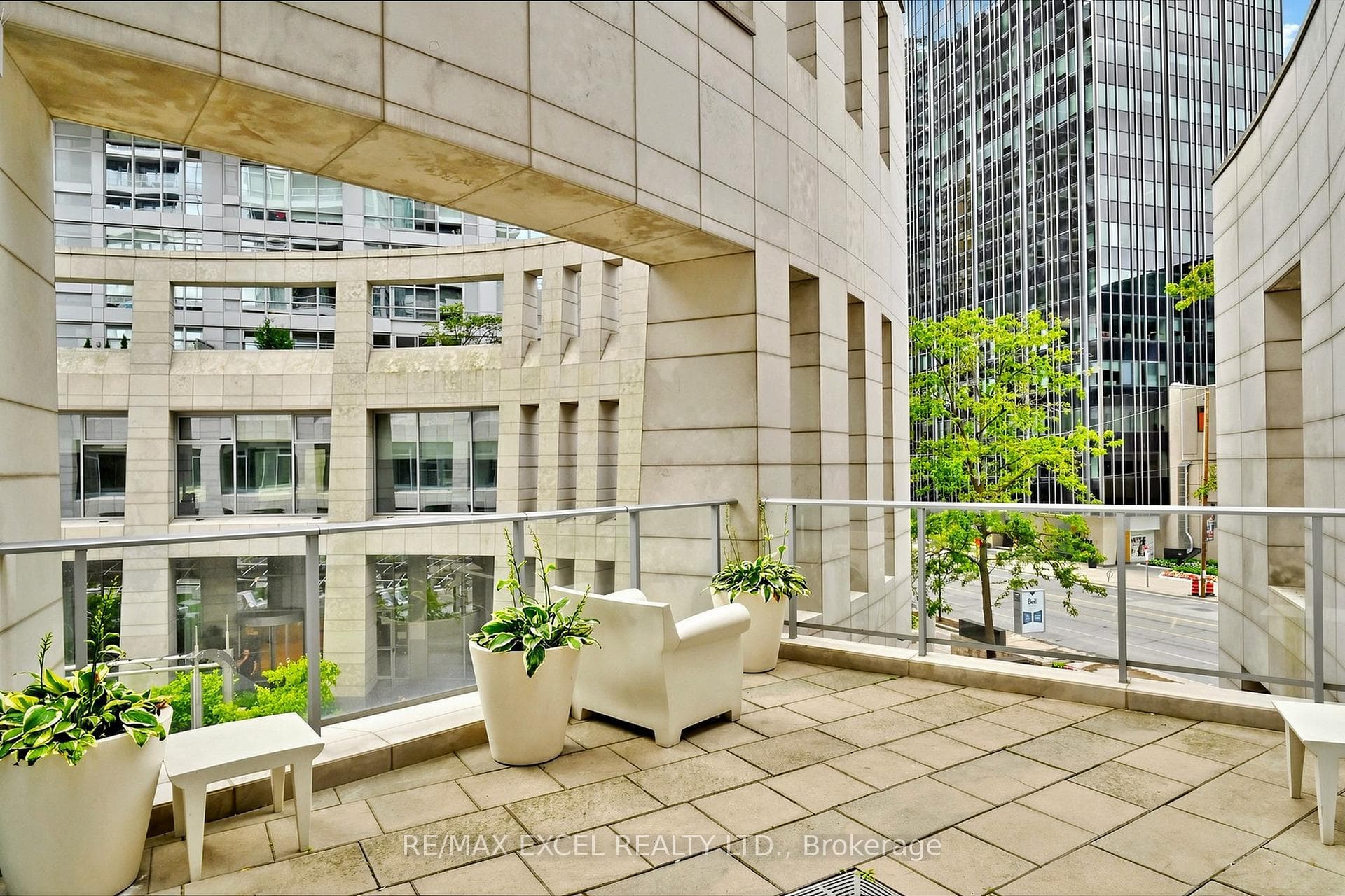 2191 Yonge Street Unit 3111 photo 45