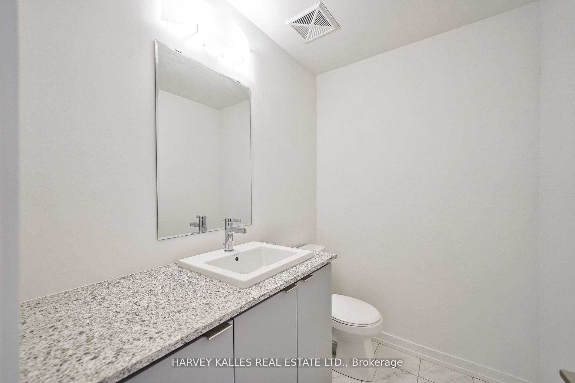 16 Lytham Green Circle Unit 22 photo 5