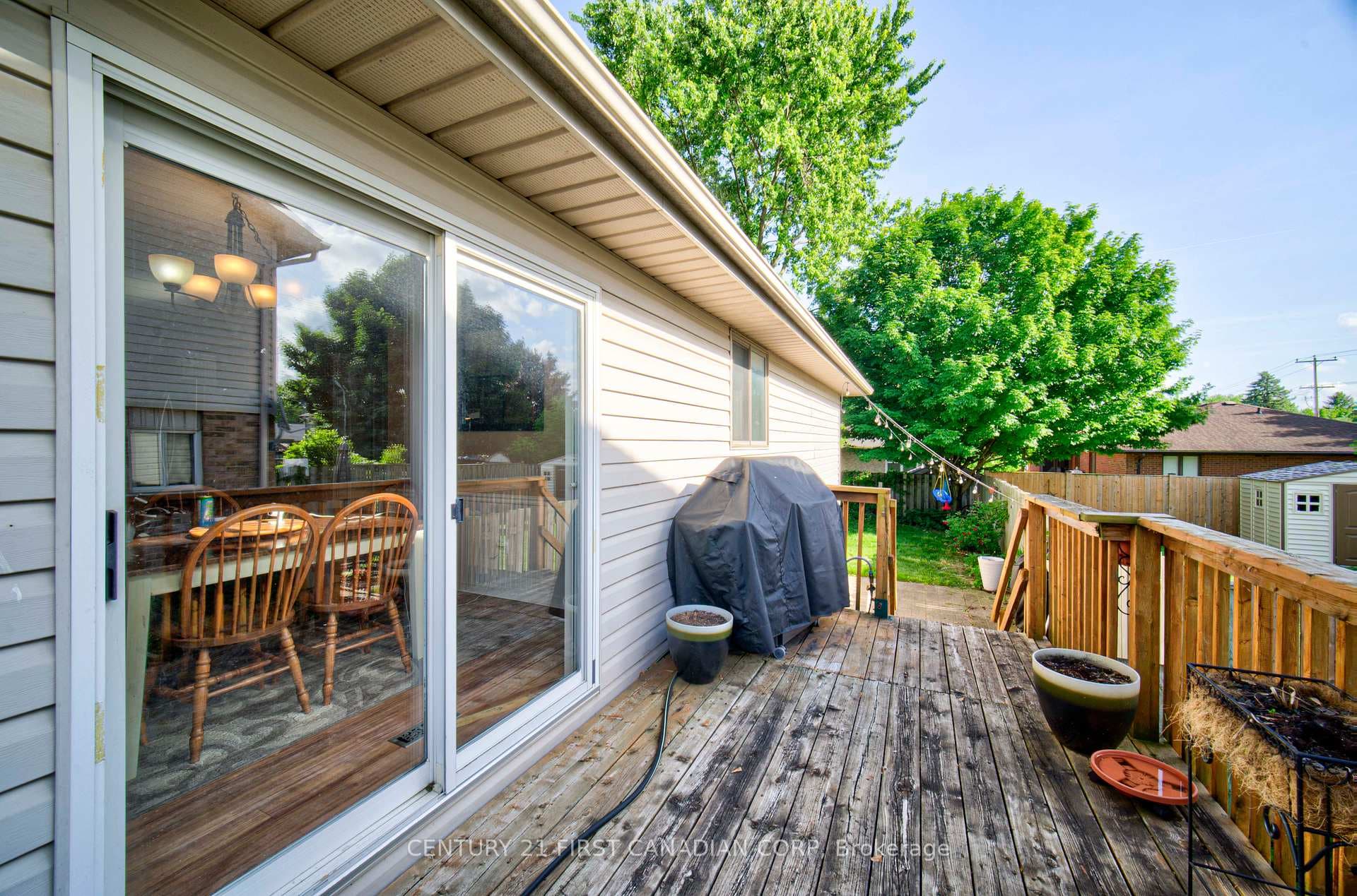 6 Dixon Lane photo 10