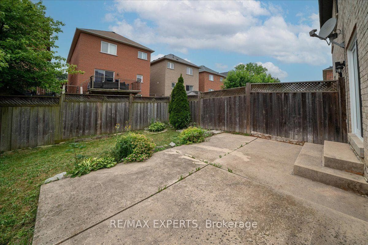 12 Silvervalley Drive photo 40