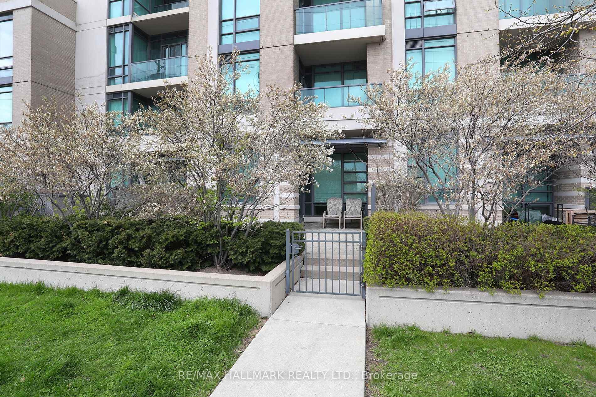 Terrace Entry