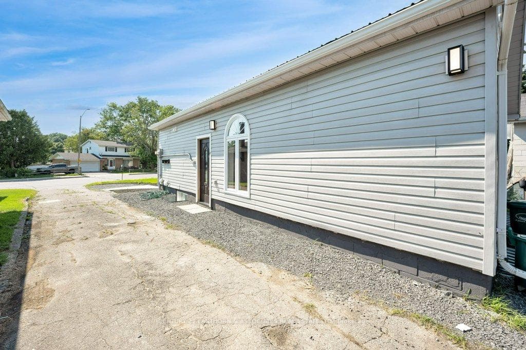 189 Sidney Street photo 15