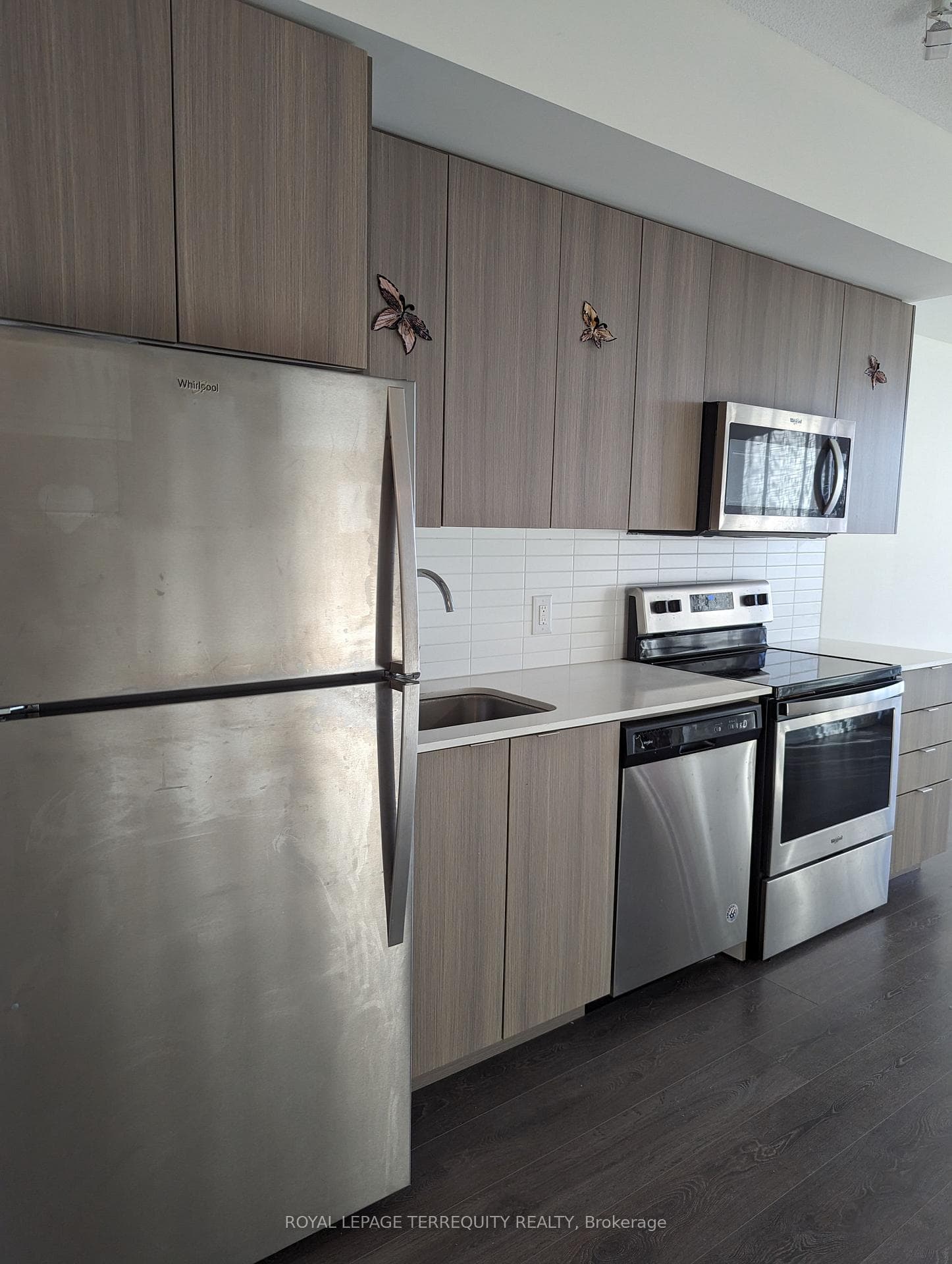 3237 Bayview Avenue Unit 901 photo 8
