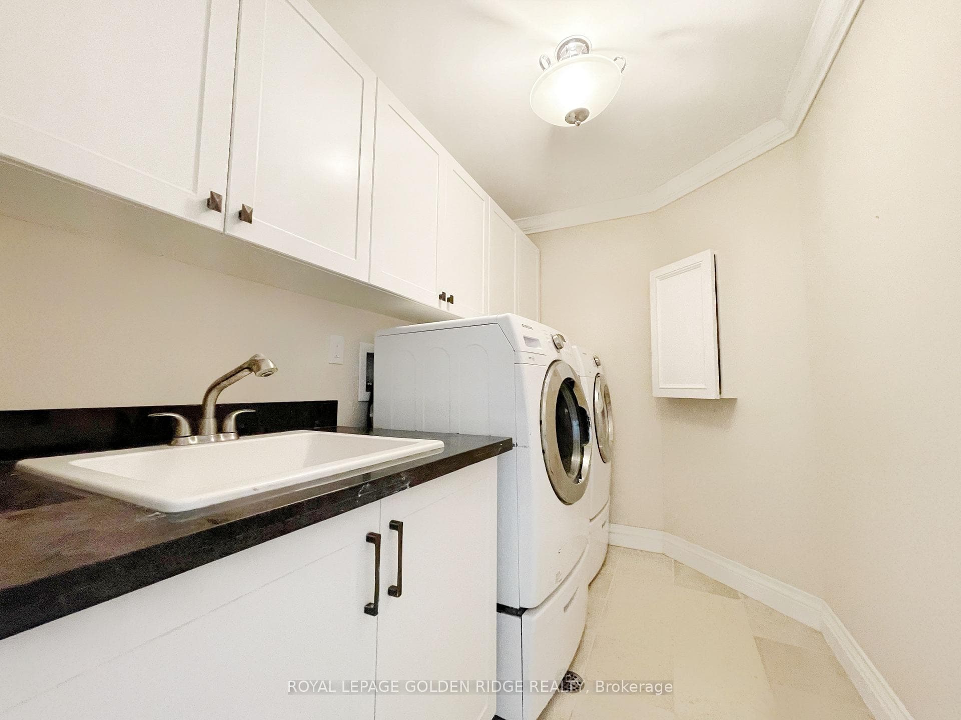 195 Krieghoff Avenue photo 22