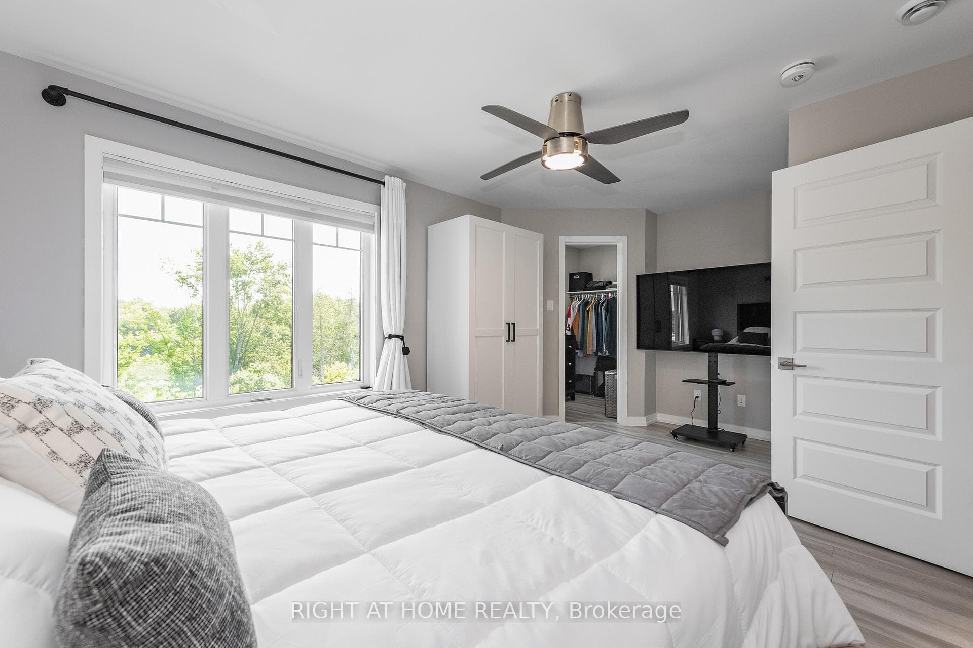 308 Masters Lane Unit 296 photo 18