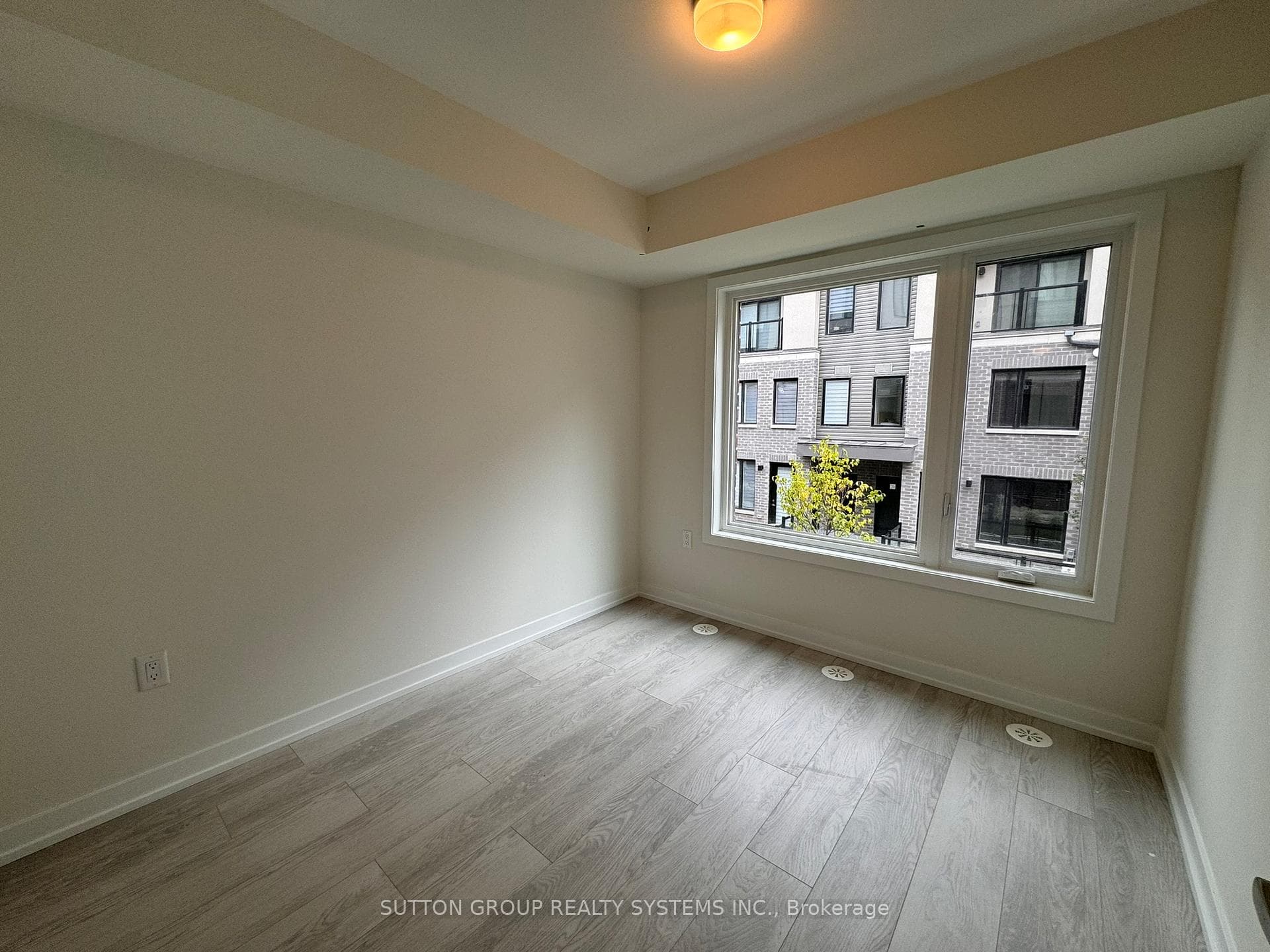 3566 Colonial Drive Unit 9 photo 19