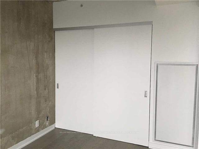 11 Charlotte Street Unit 2005 photo 8