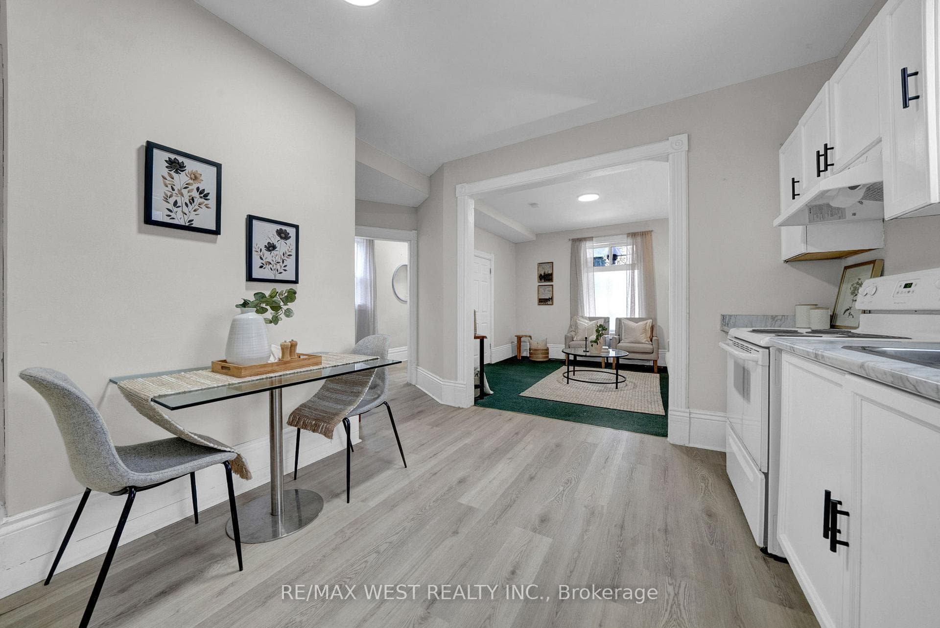 164 Albert Street photo 11