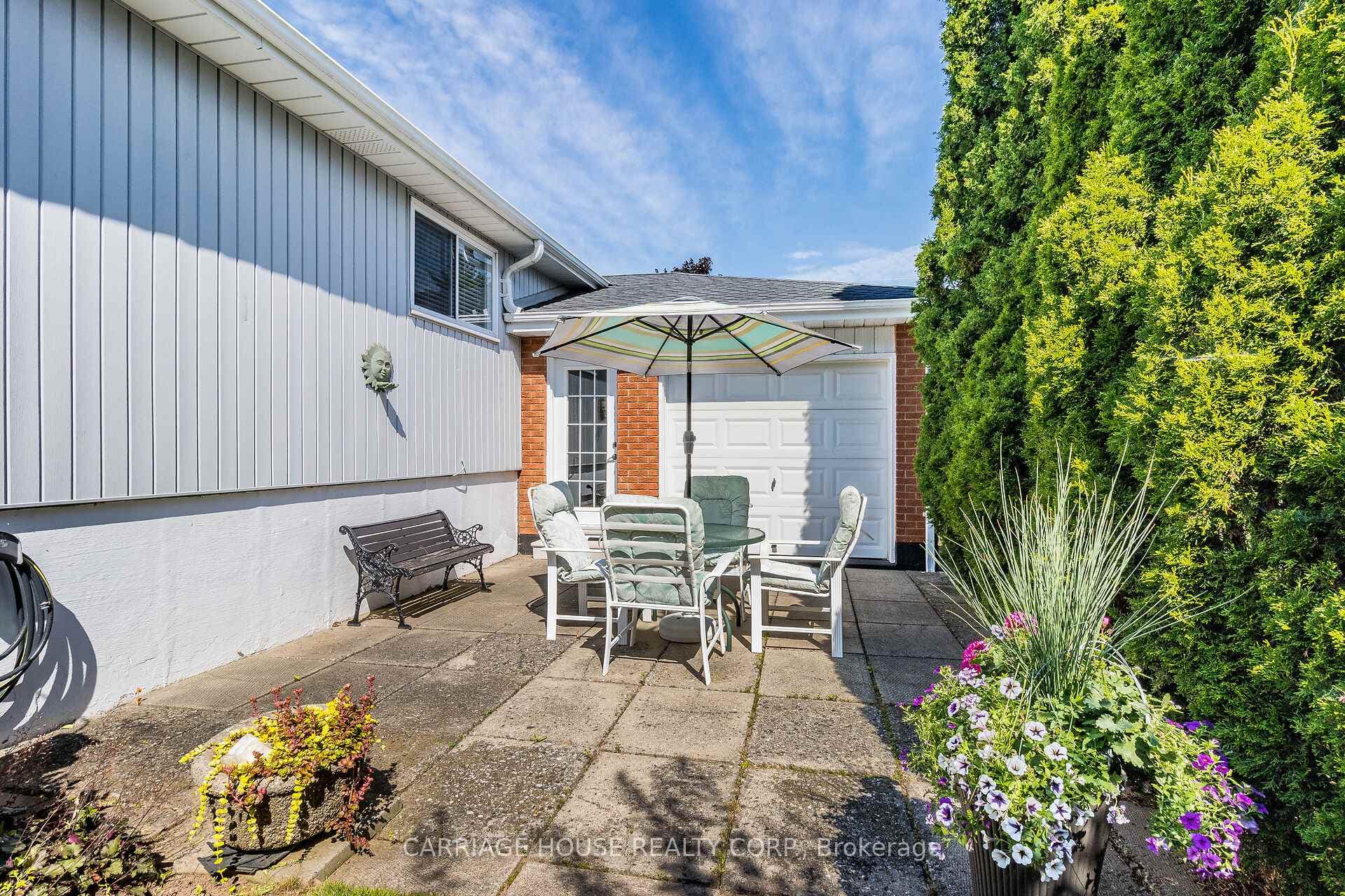 76 Moore Park Crescent photo 19