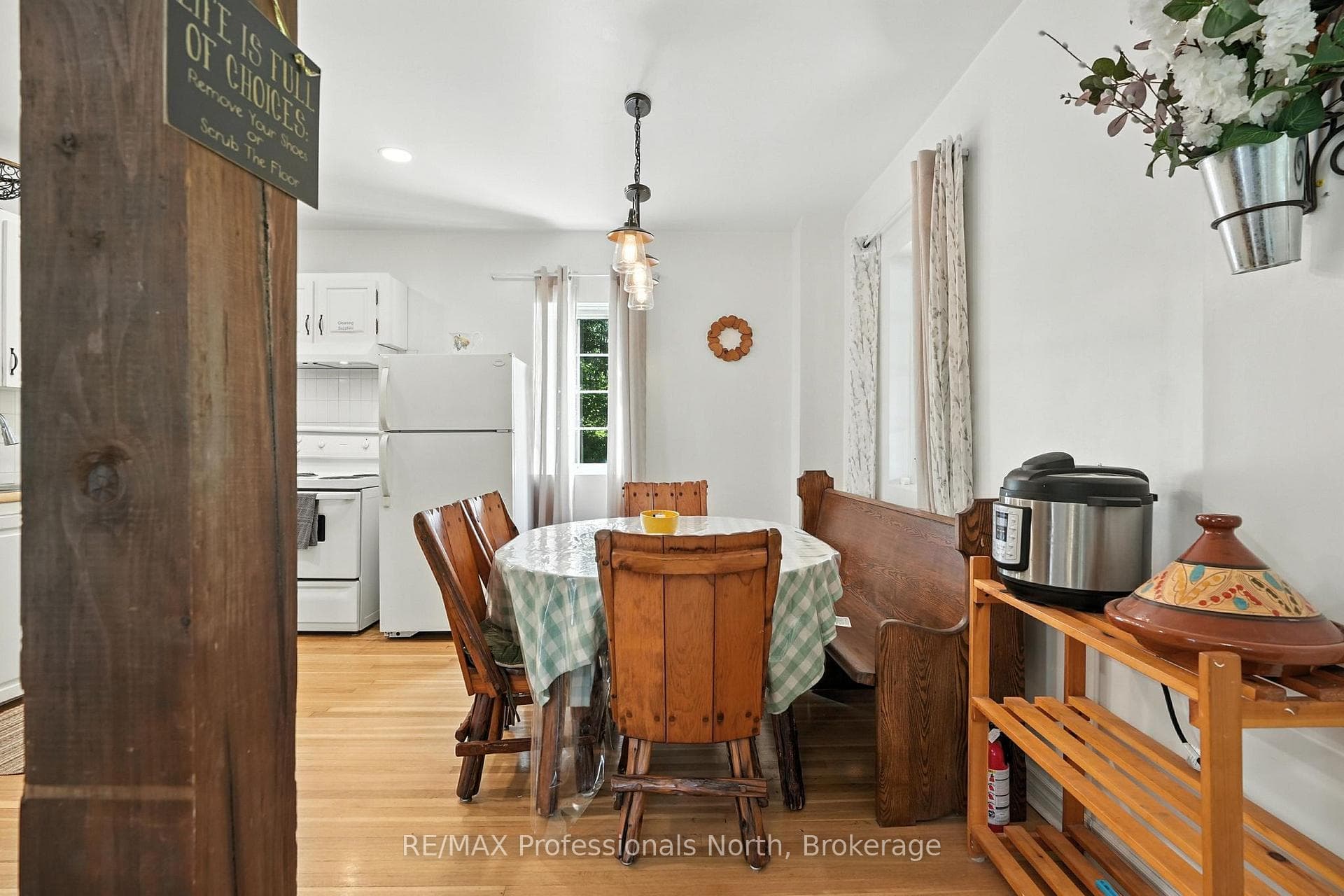 905 Starratt Road photo 7