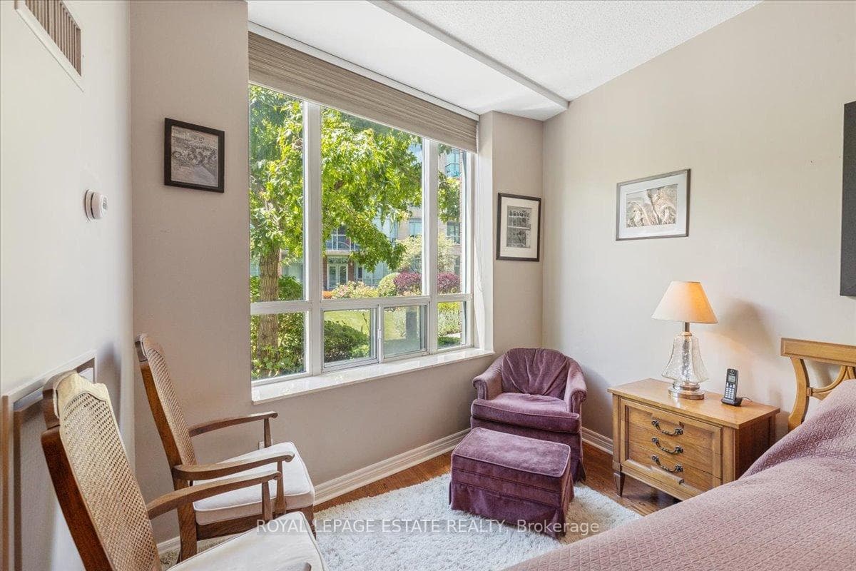 9 Boardwalk Drive Unit 112 photo 16