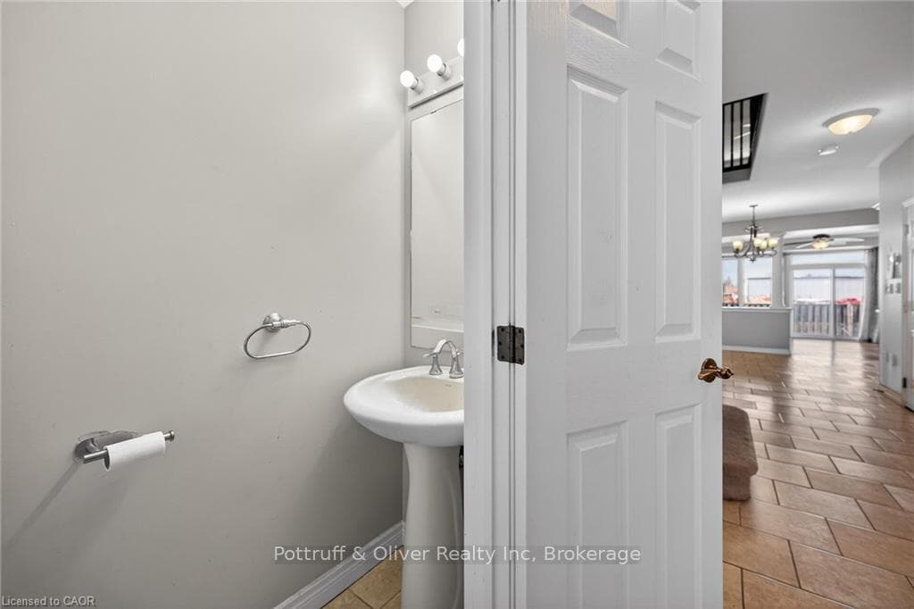 205 Tanglewood Drive photo 6