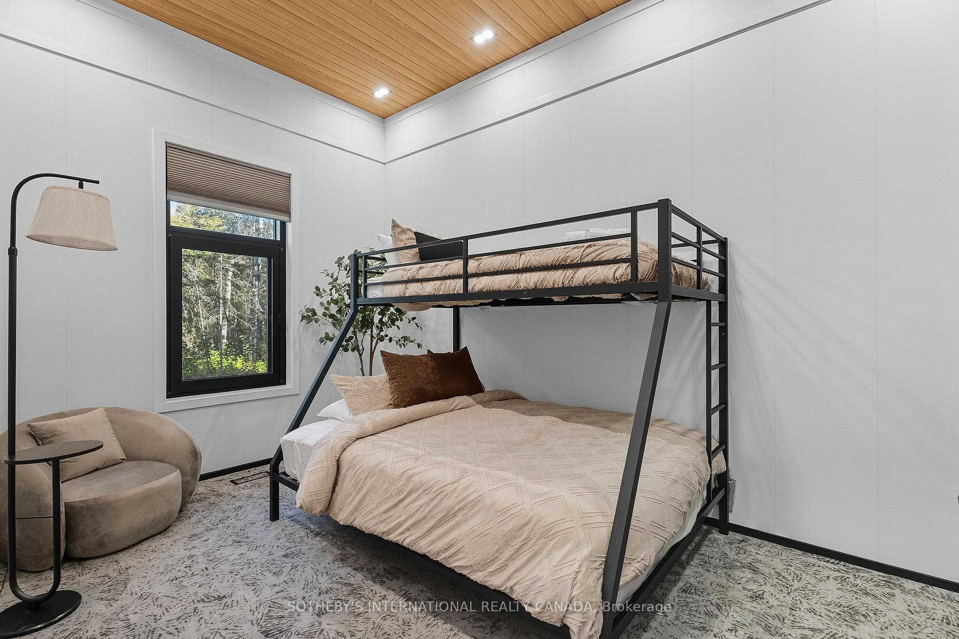 1 of 2 Bunkie Room