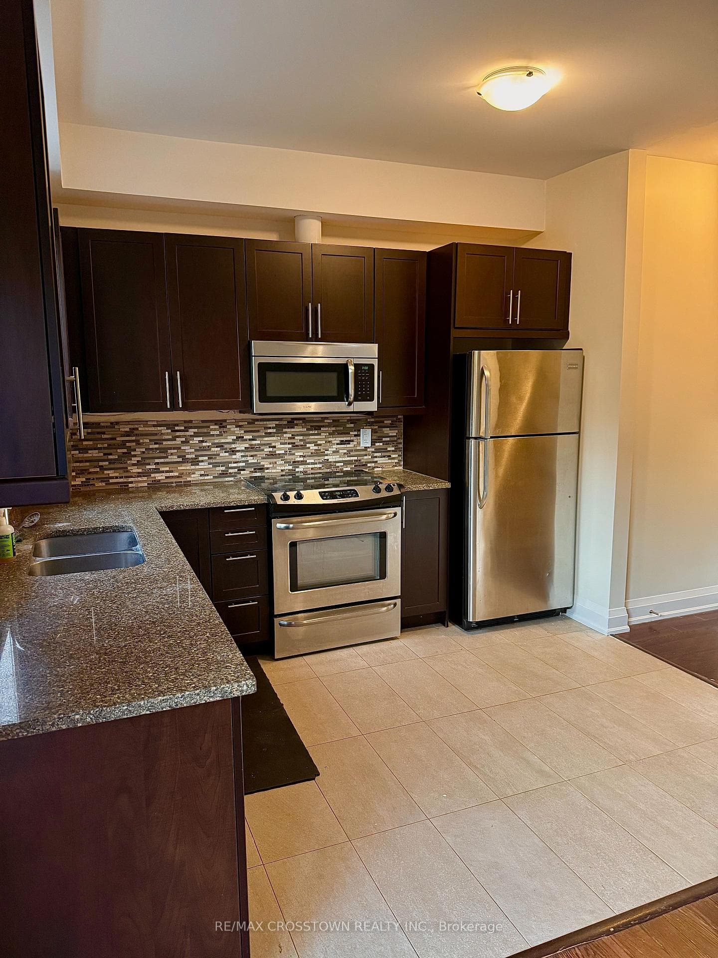 376 Blake Street Unit 5 photo 5