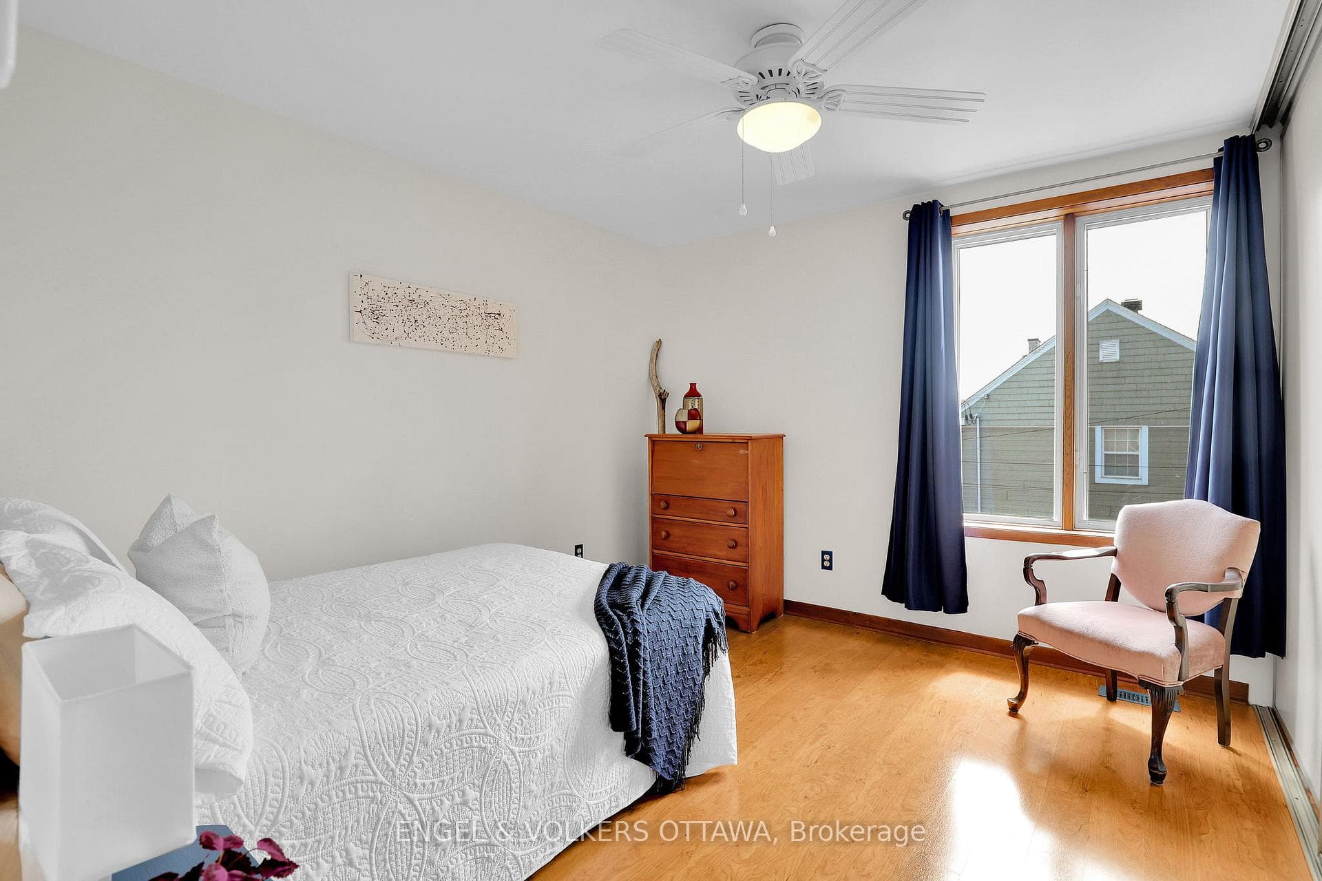190 John Street photo 22