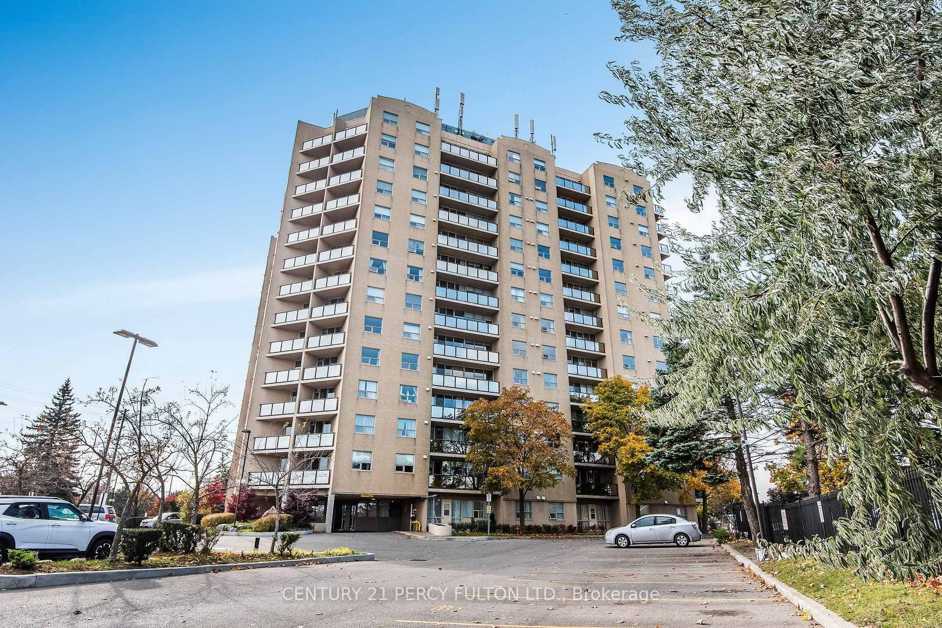 2 Westney Road Unit 1011 photo 2