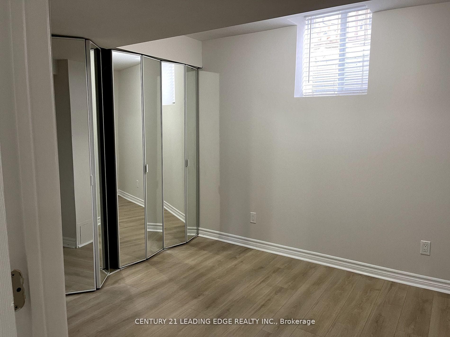1142 Snowberry Court photo 15