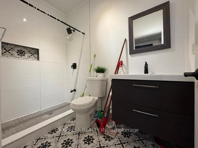467 Keele Street Unit Main photo 18
