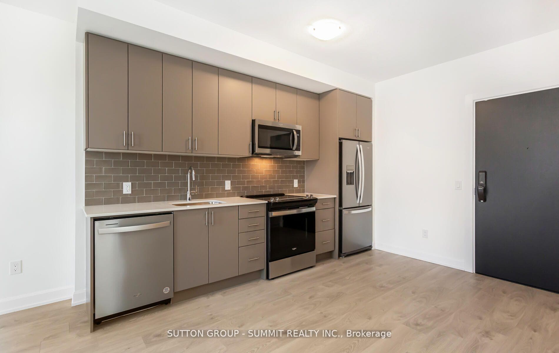 3220 William Coltson Avenue Unit 906 photo 4