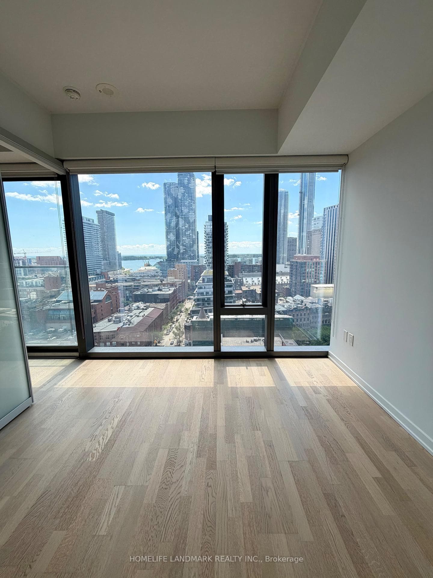 60 Colborne Street Unit 1703 photo 8