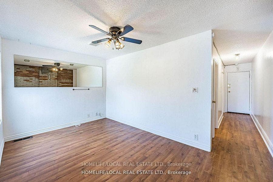 280 St Clarens Avenue photo 18