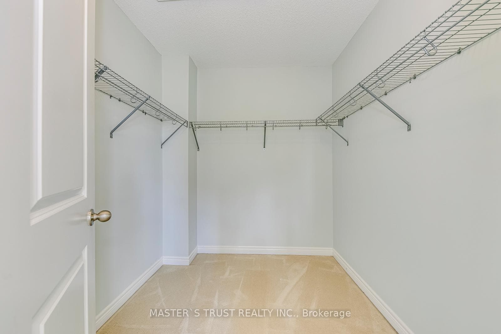 3045 Gladeside Avenue Unit 20 photo 28