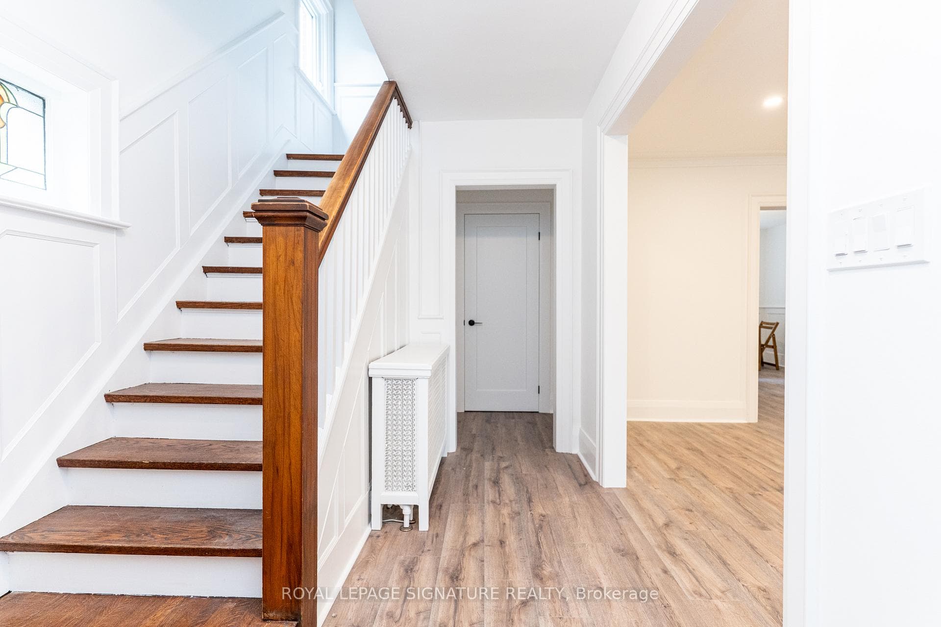 184 Lawrence Avenue photo 11