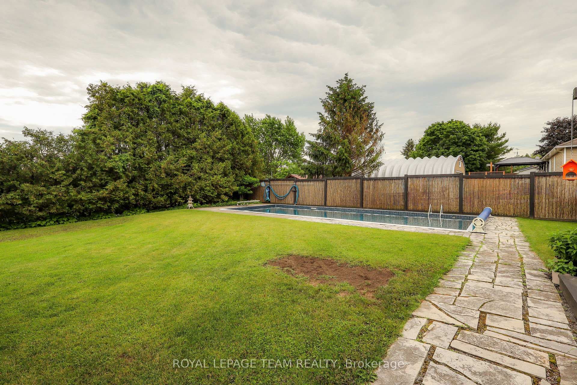 3041 Bridge Street photo 32
