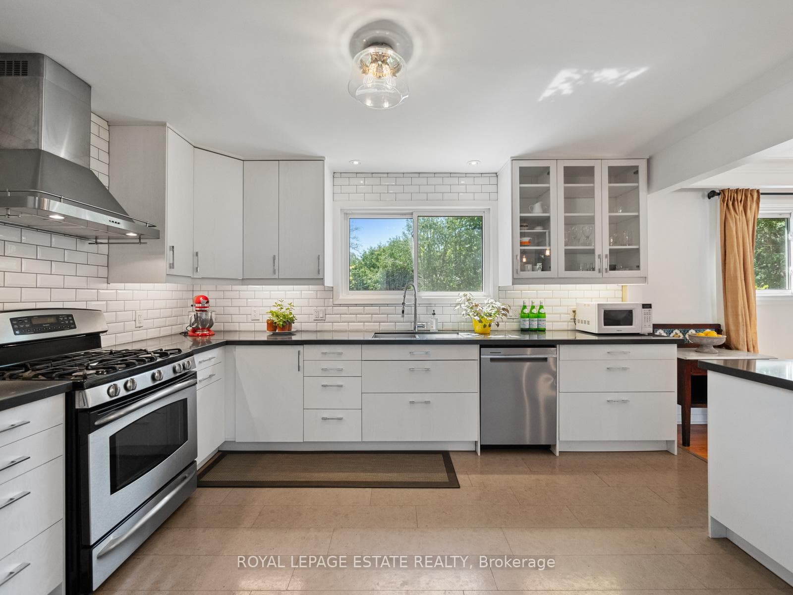 4 Glen Meadow Court photo 13