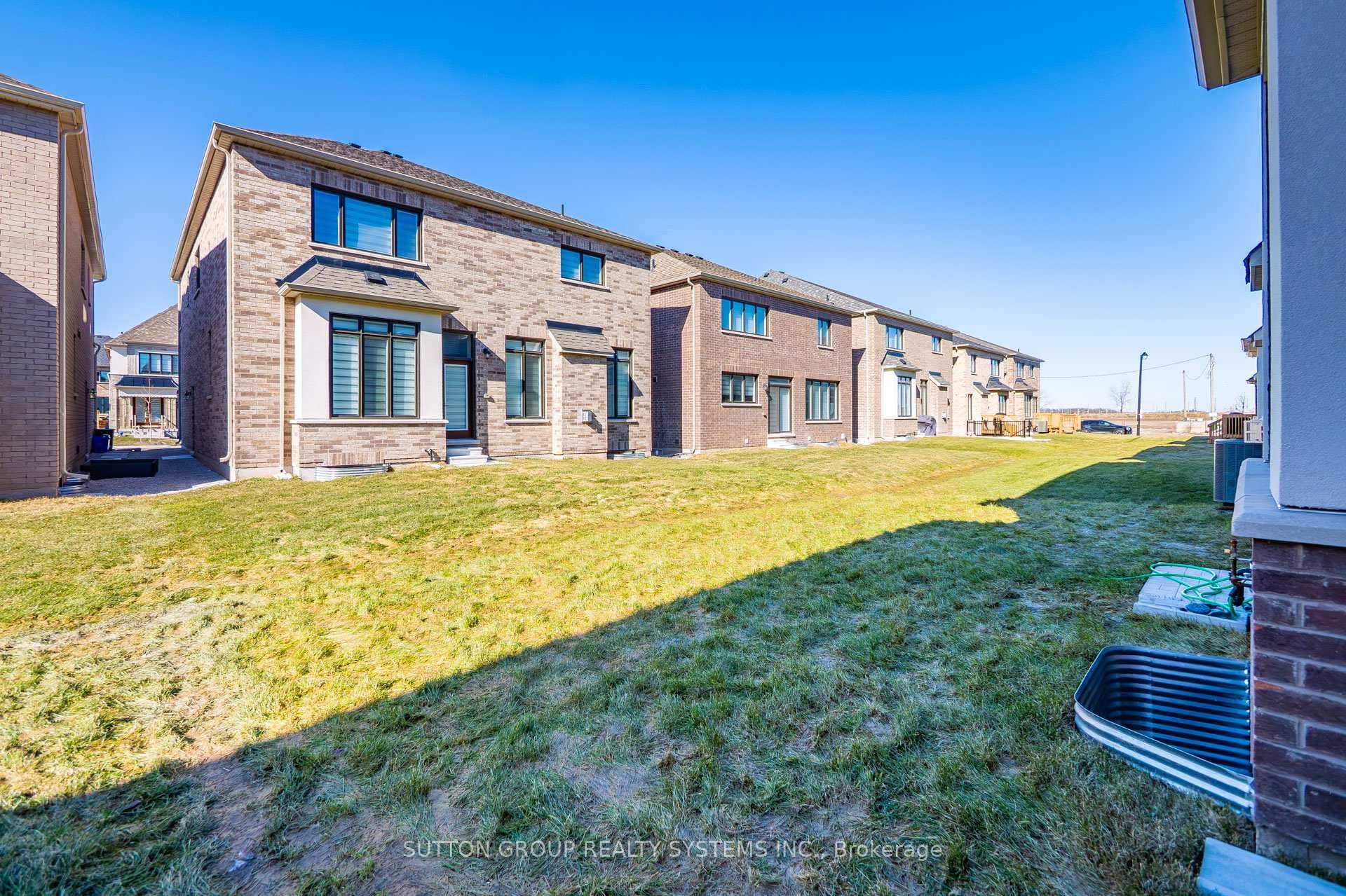 1530 Buttercup Court photo 44