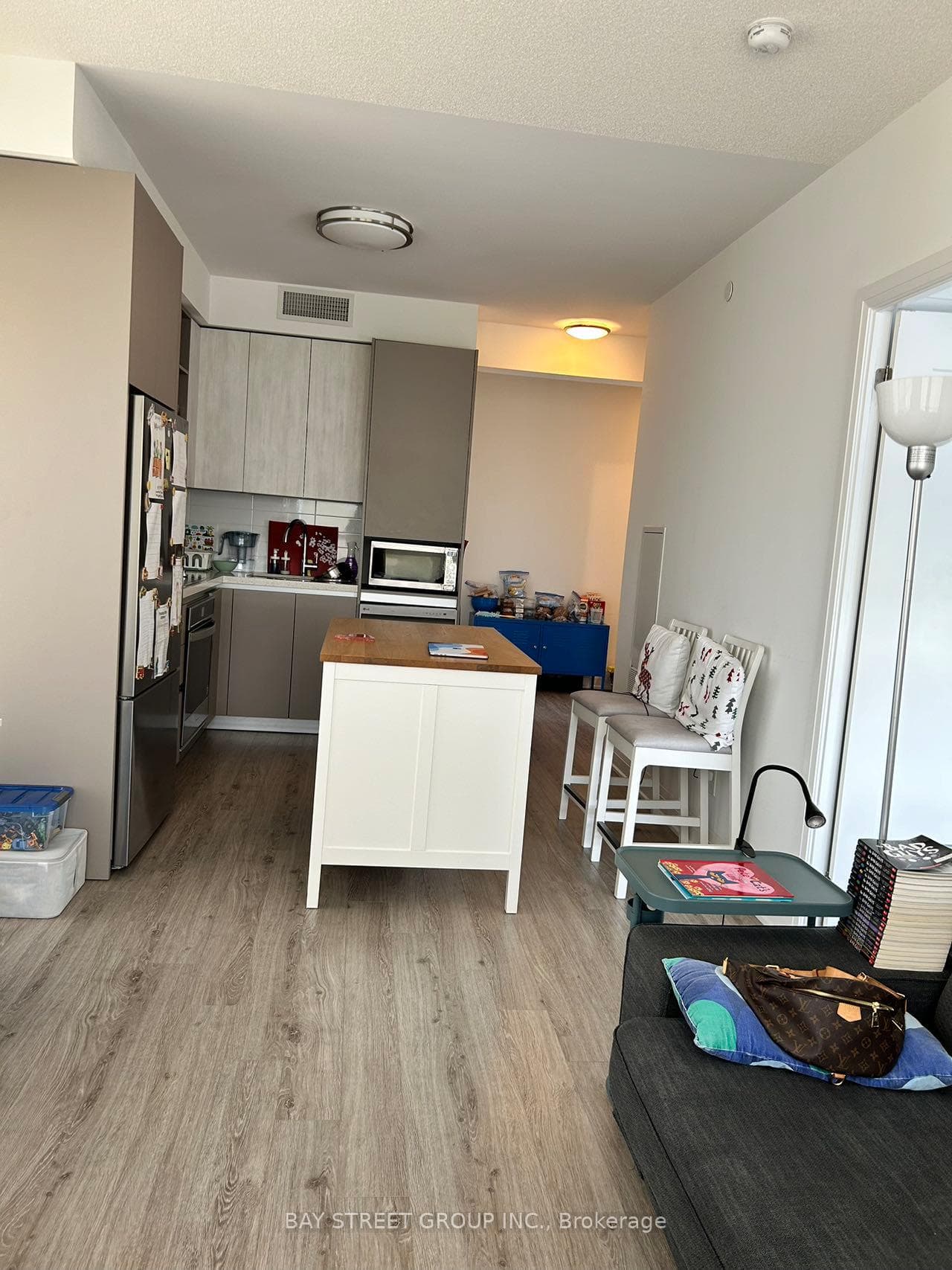 398 Highway 7 Street Unit 902 photo 15