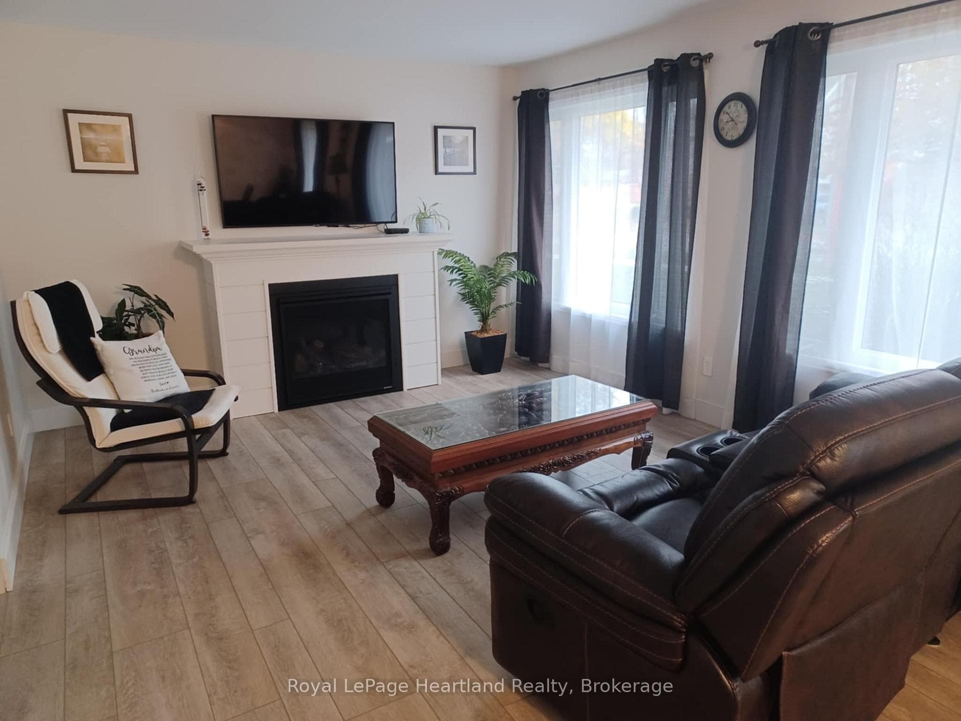205 BLAKE Street photo 10