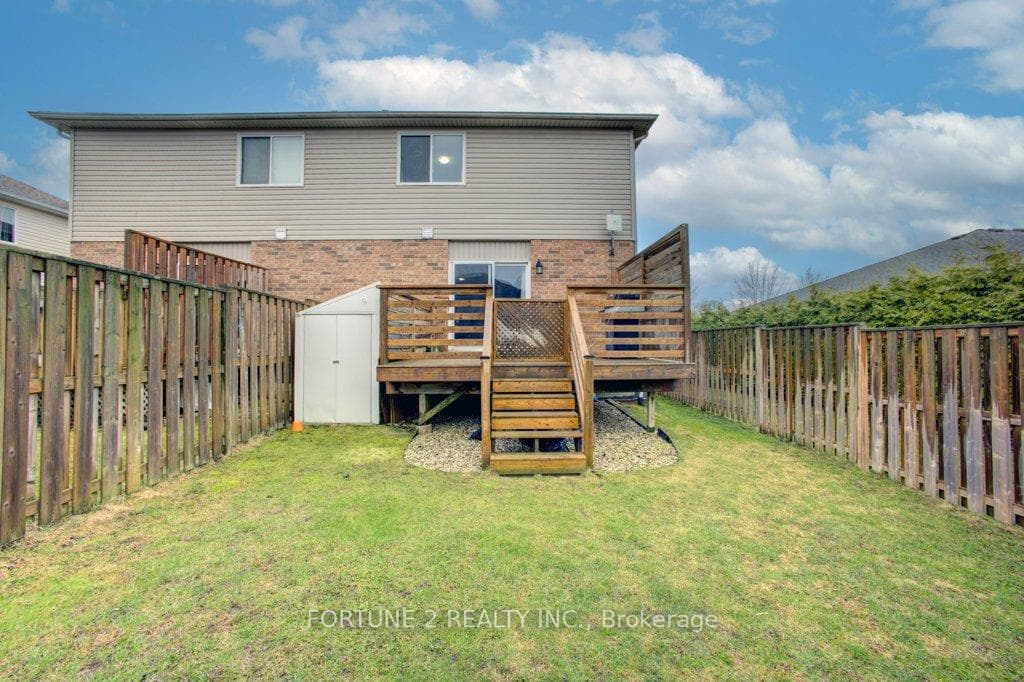 455 Danby Street photo 32