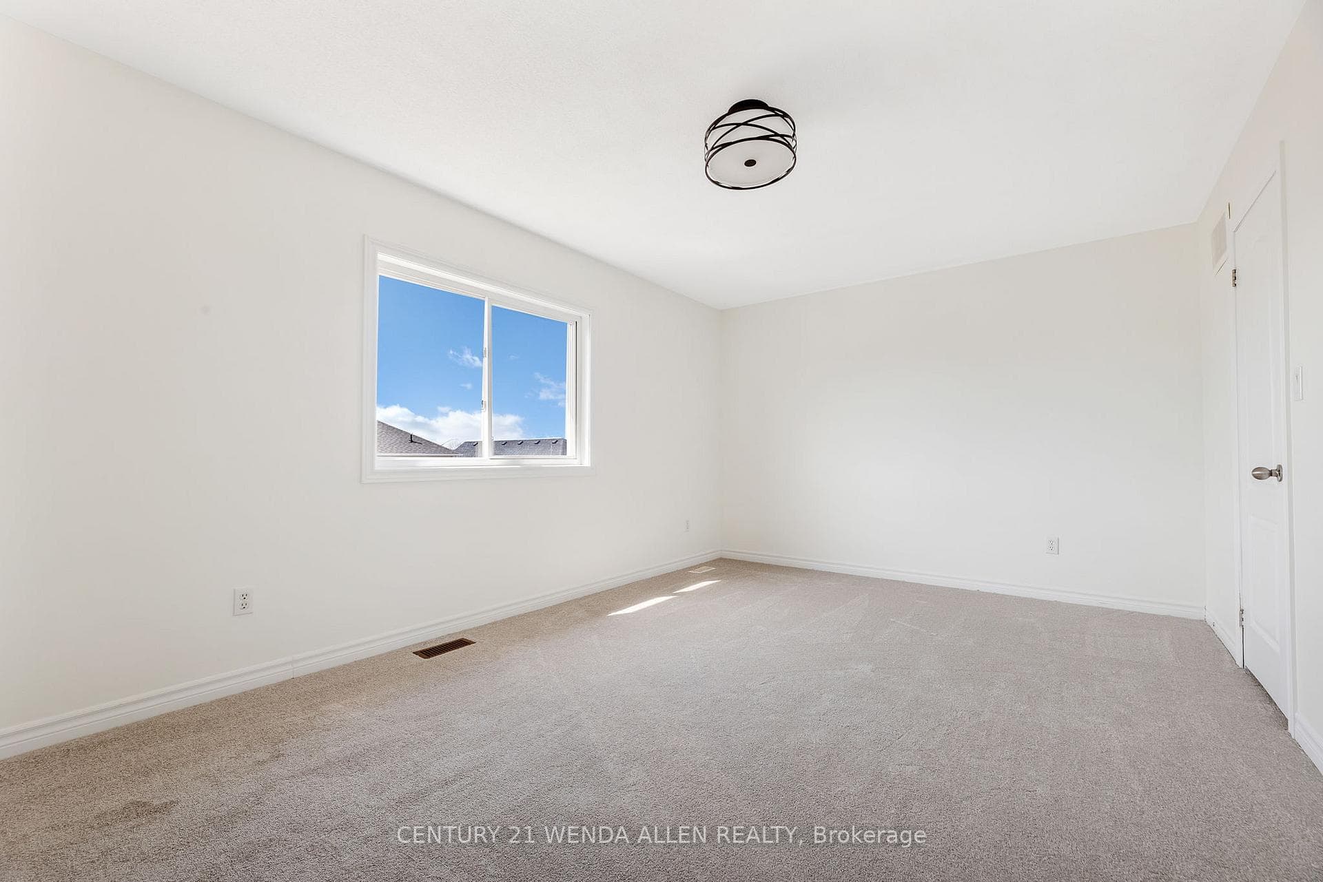 33 Gunsolus Road photo 16