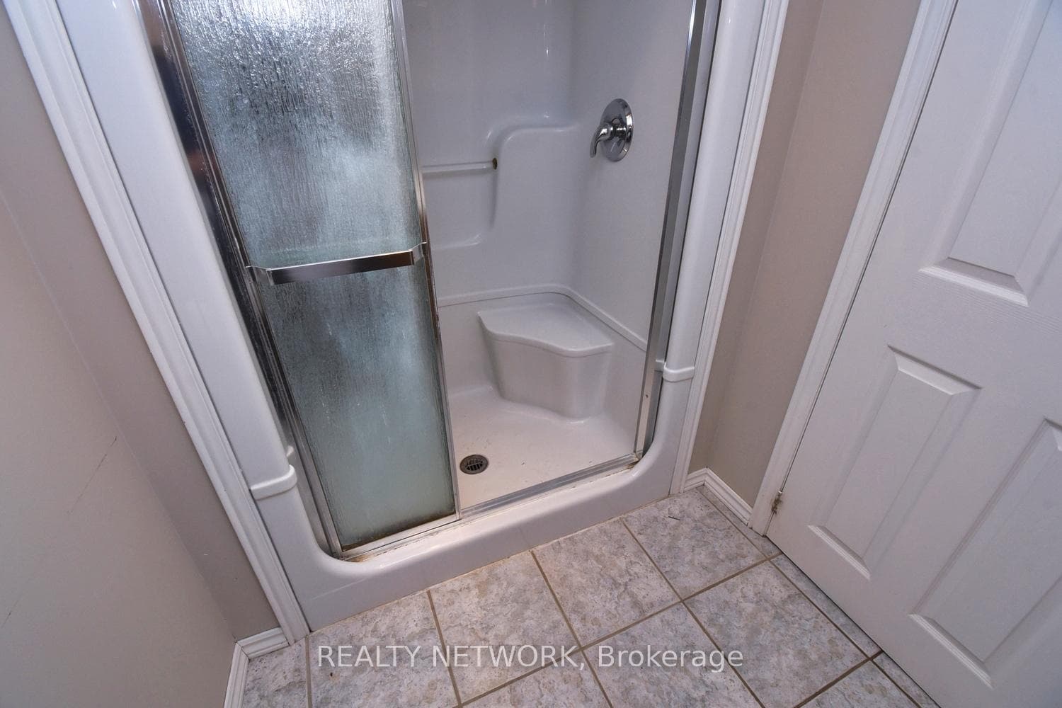 41 Woodbine Avenue photo 30