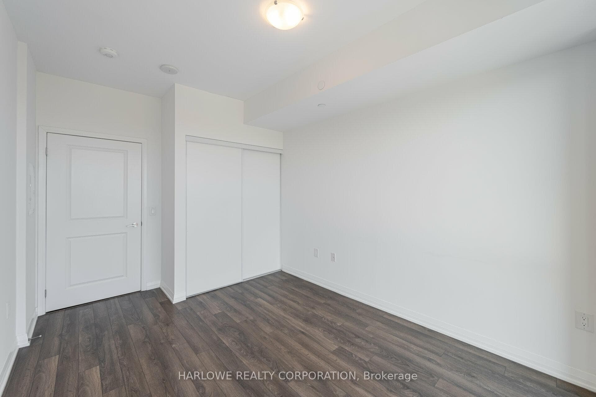 99 Eagle Rock Way Unit 513 photo 25