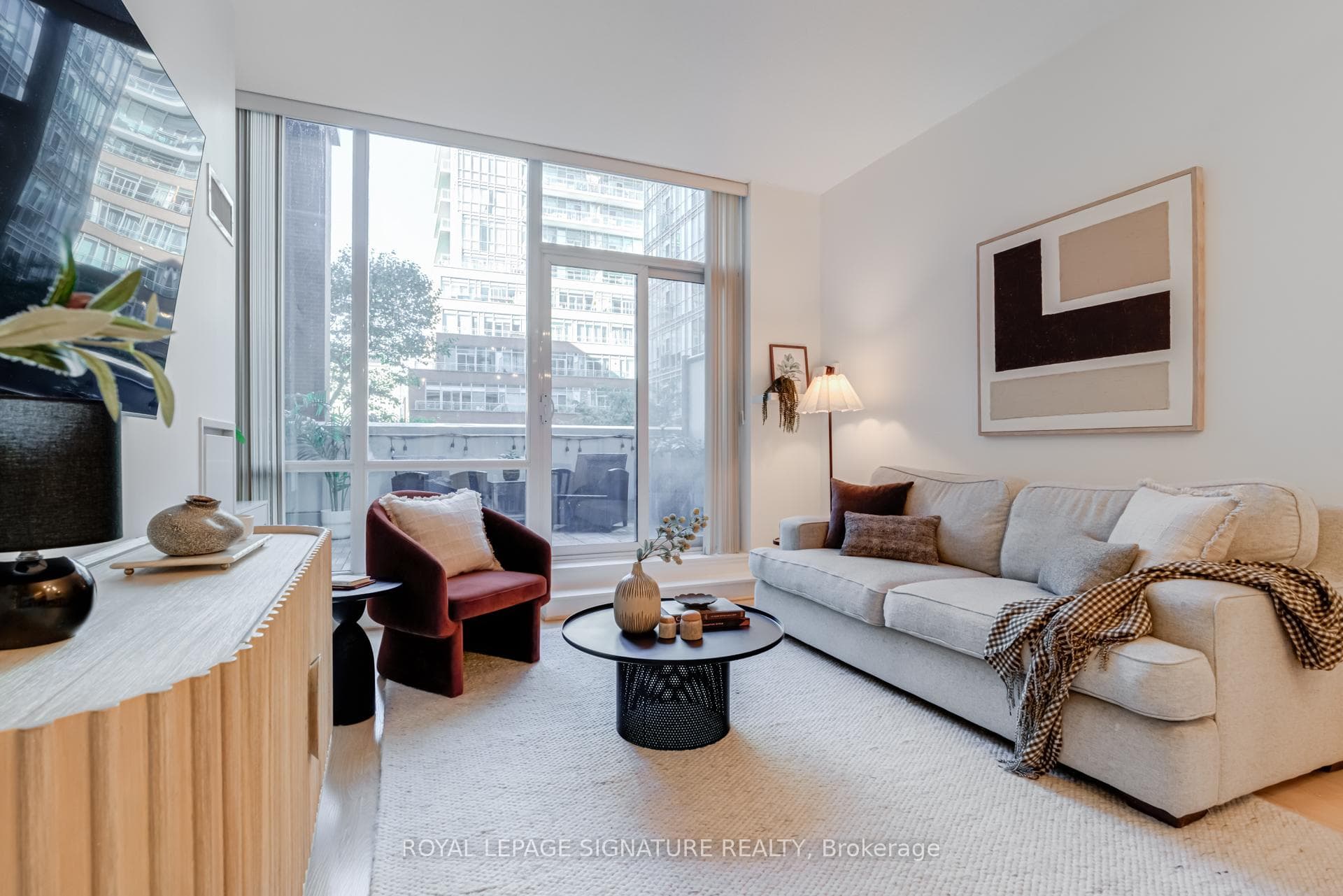 112 George Street Unit S203 photo 4