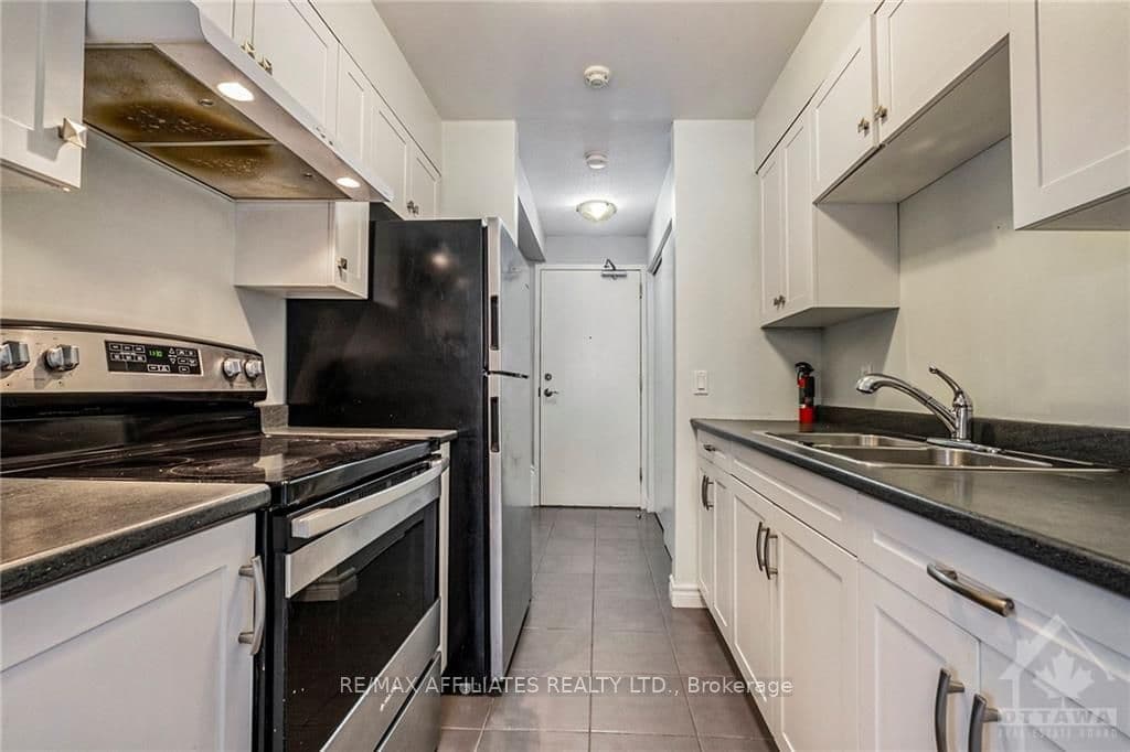 8 PEARL Street Unit 109 photo 12