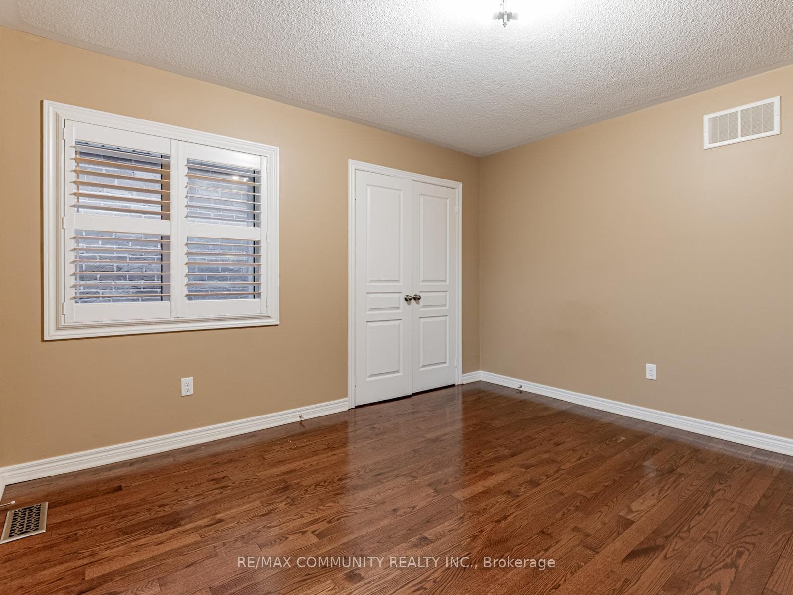 27 Windyton Avenue photo 30