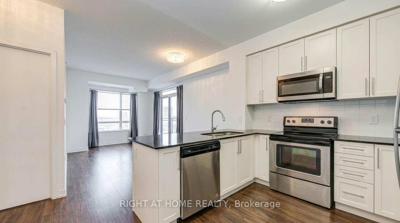 840 Queens Plate Drive Unit 704 photo 3
