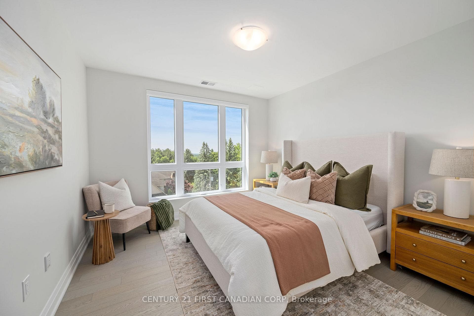 1560 Upper West Avenue Unit 405 photo 12