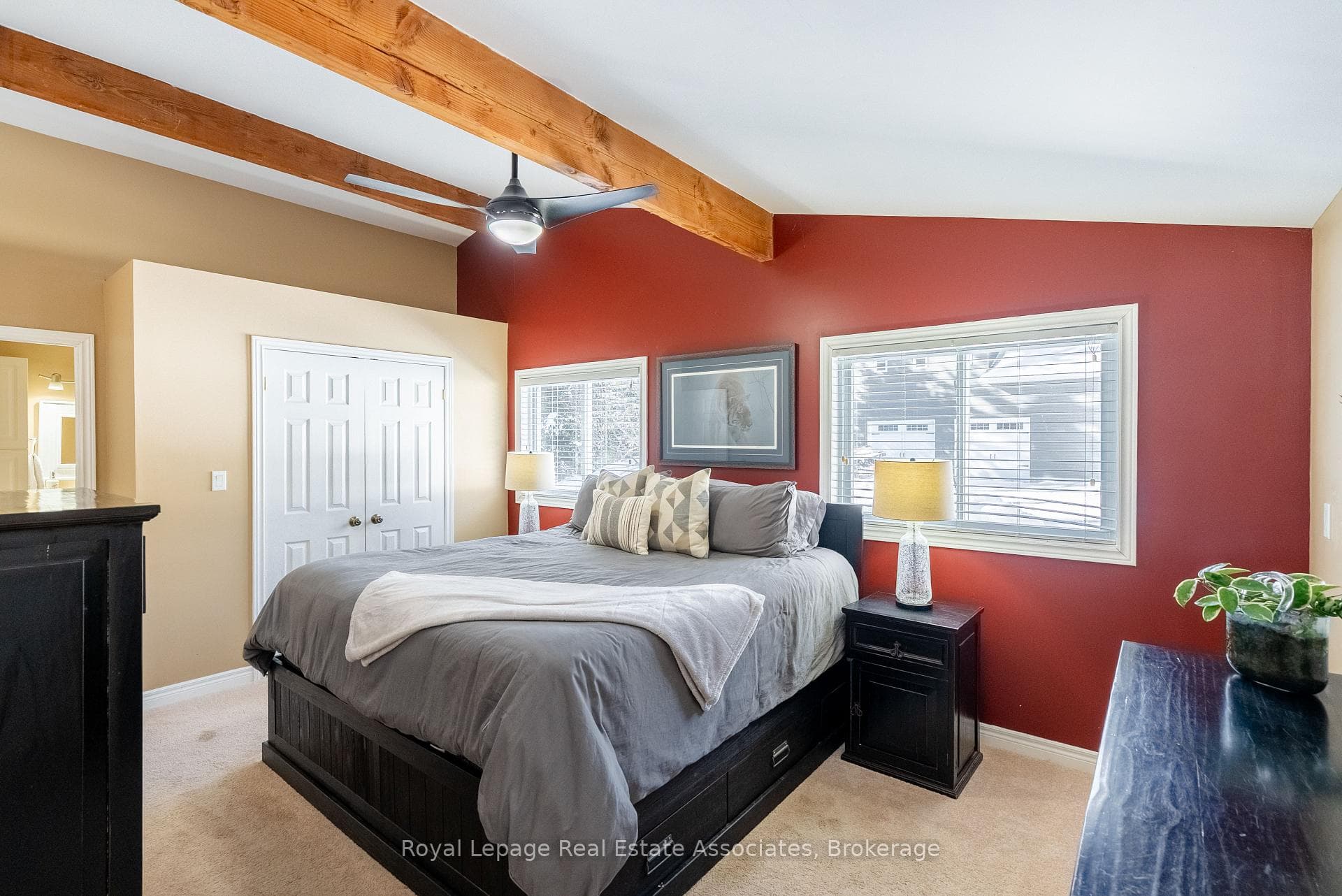 196 Circle Road photo 16