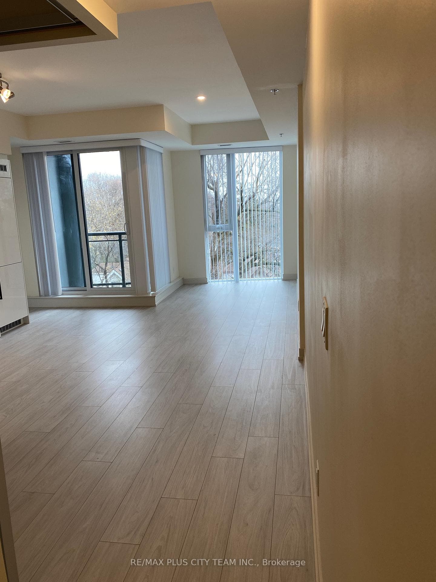 90 Glen Everest Road Unit 419 photo 3