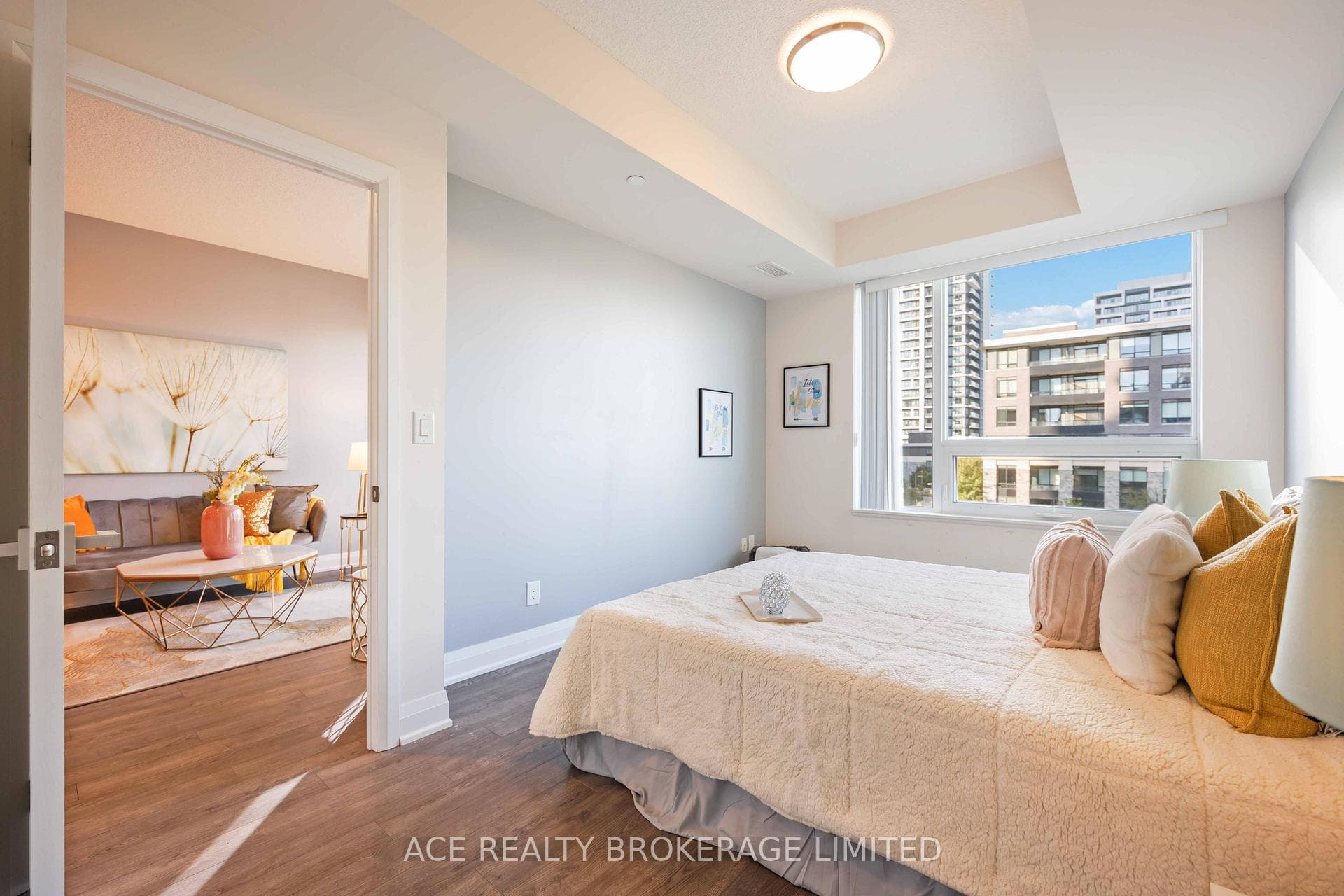 28 Uptown Drive Unit 306 photo 17