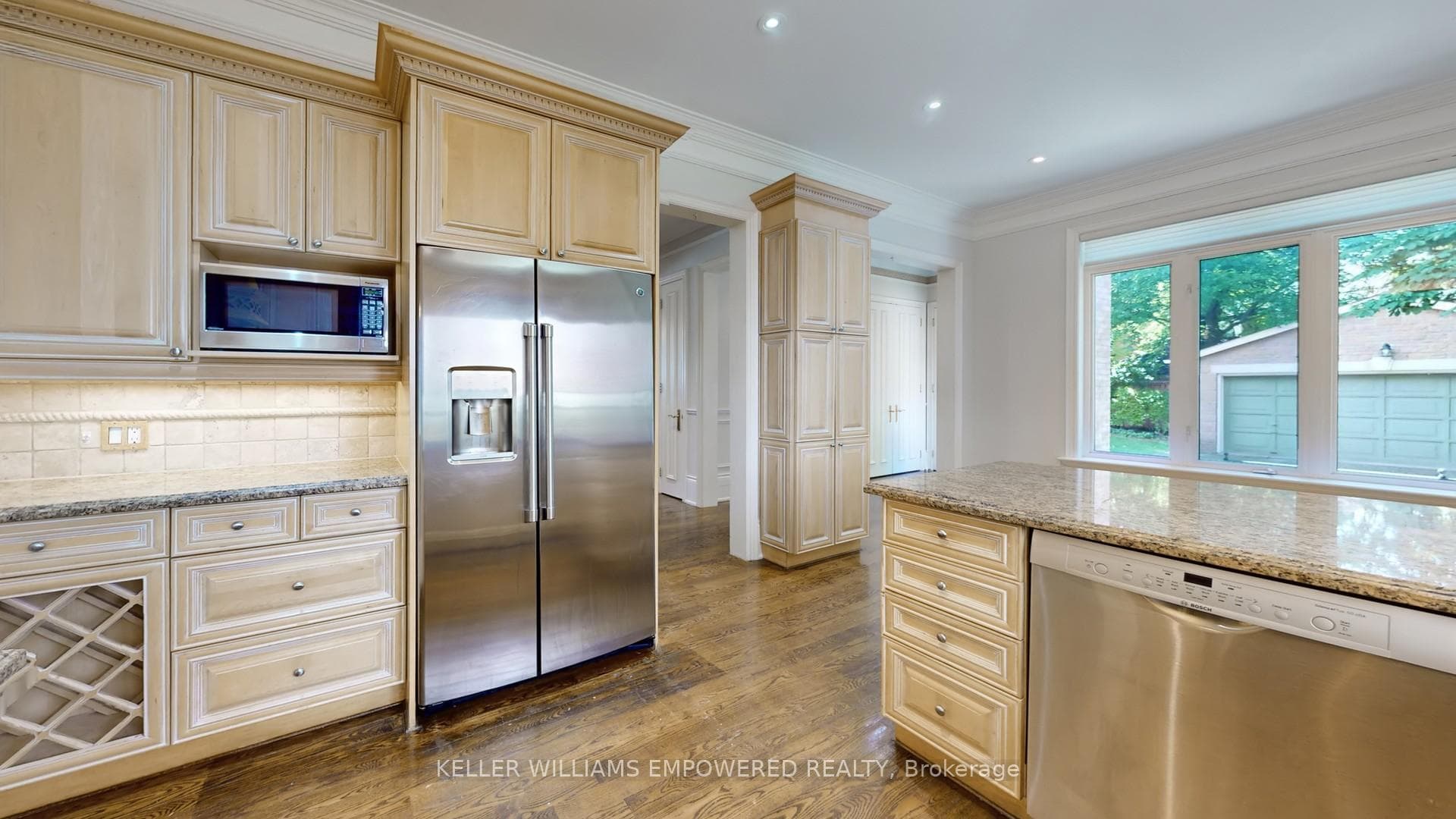 25 Glengrove Avenue photo 11