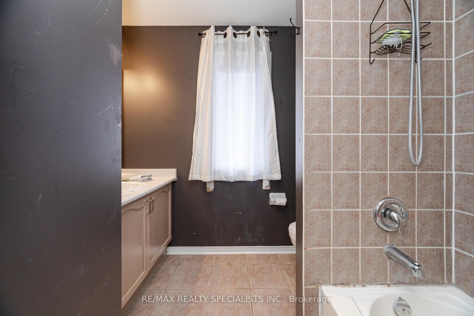 5672 Fantasia Manor photo 16