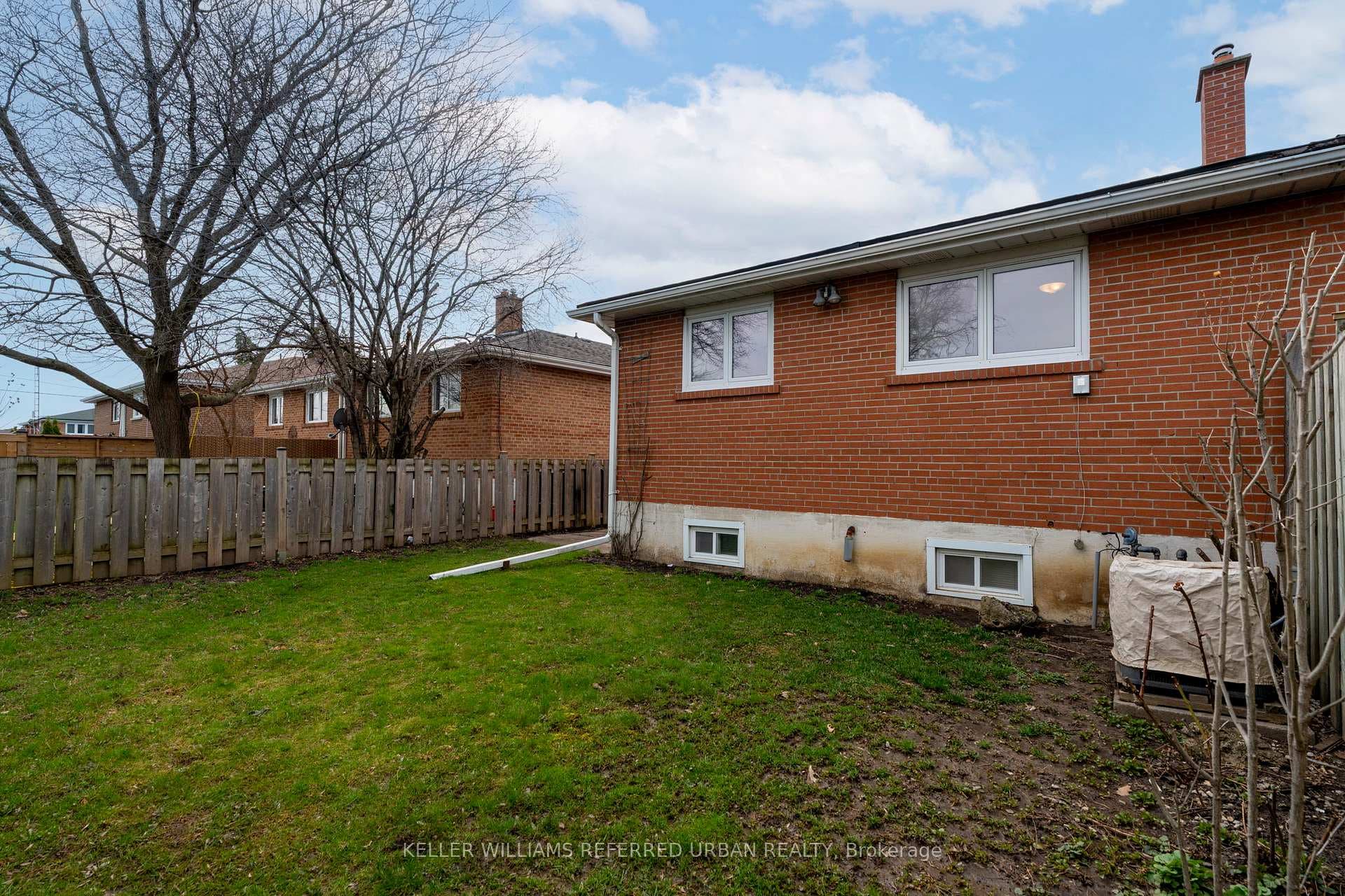 49 Navenby Crescent photo 40