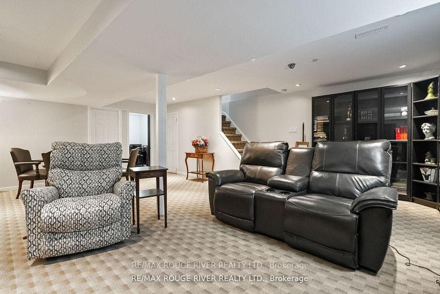 225 Glen Hill Drive photo 21