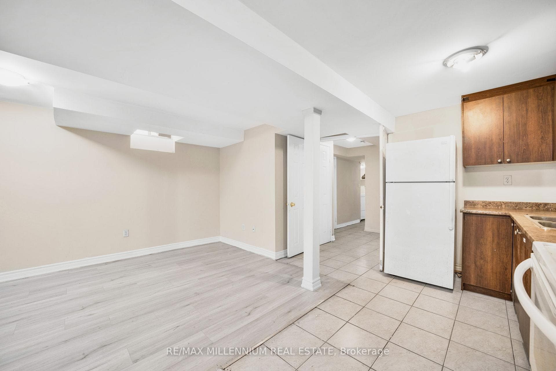47 Ridgefield Court photo 16