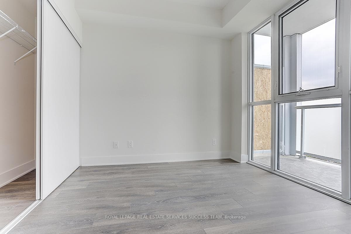 188 Fairview Mall Drive Unit 1710 photo 16